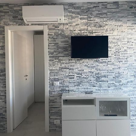 Appartamento Incantevole 300M Dal Mare Lignano Sabbiadoro Exteriör bild