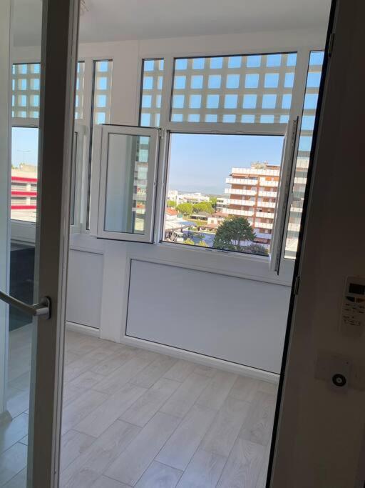 Appartamento Incantevole 300M Dal Mare Lignano Sabbiadoro Exteriör bild